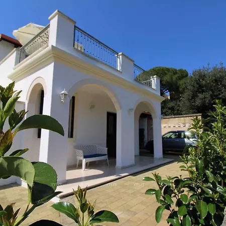 Borgo Cenate Villa Santa Caterina (Apulia)