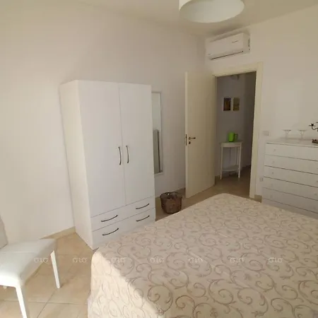 Villa Borgo Cenate Santa Caterina (Apulia)